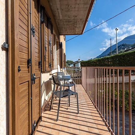Апартаменты Casa Milani Malcesine Apt 4 Экстерьер фото