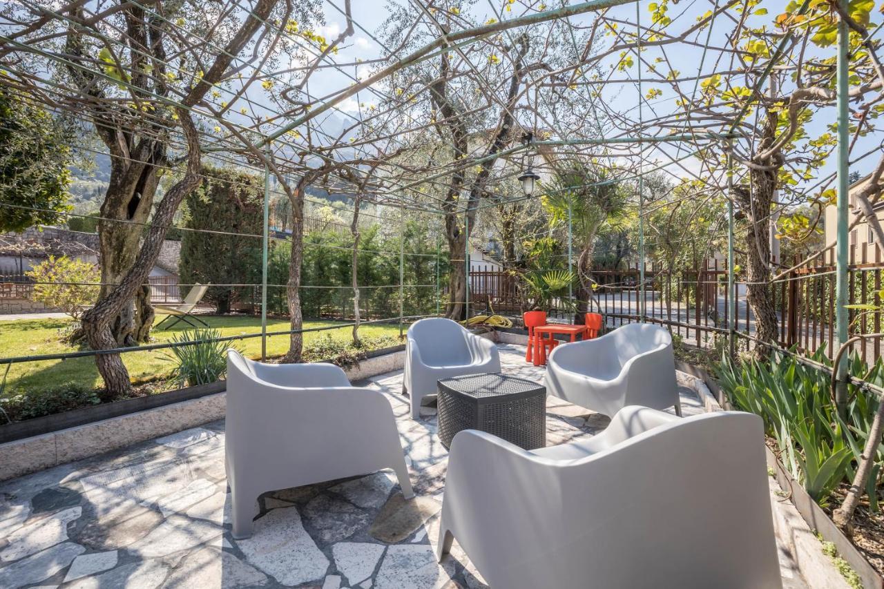 Апартаменты Casa Milani Malcesine Apt 4 Экстерьер фото